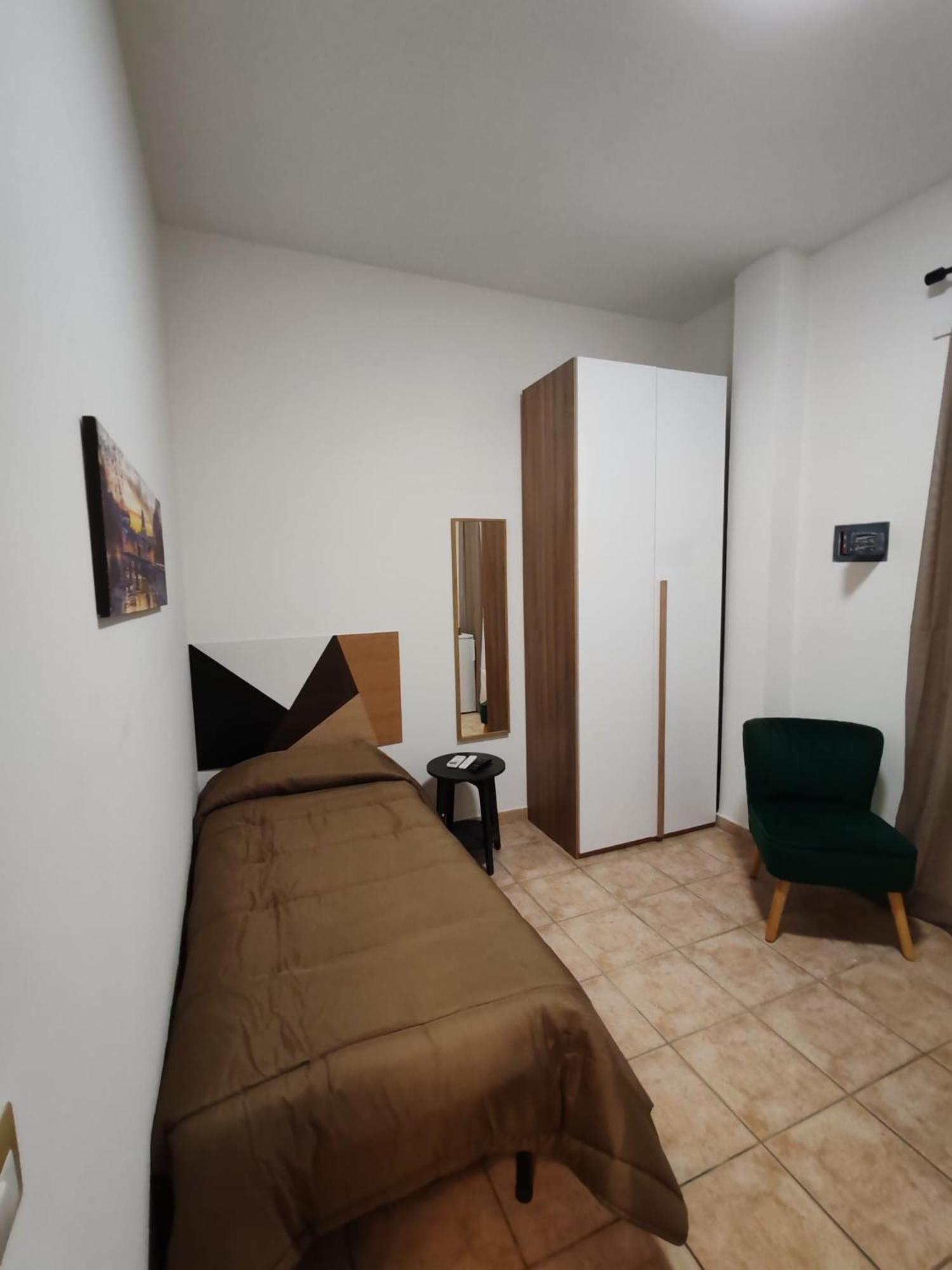 B&B Piazza Ragusa Rom Exteriör bild