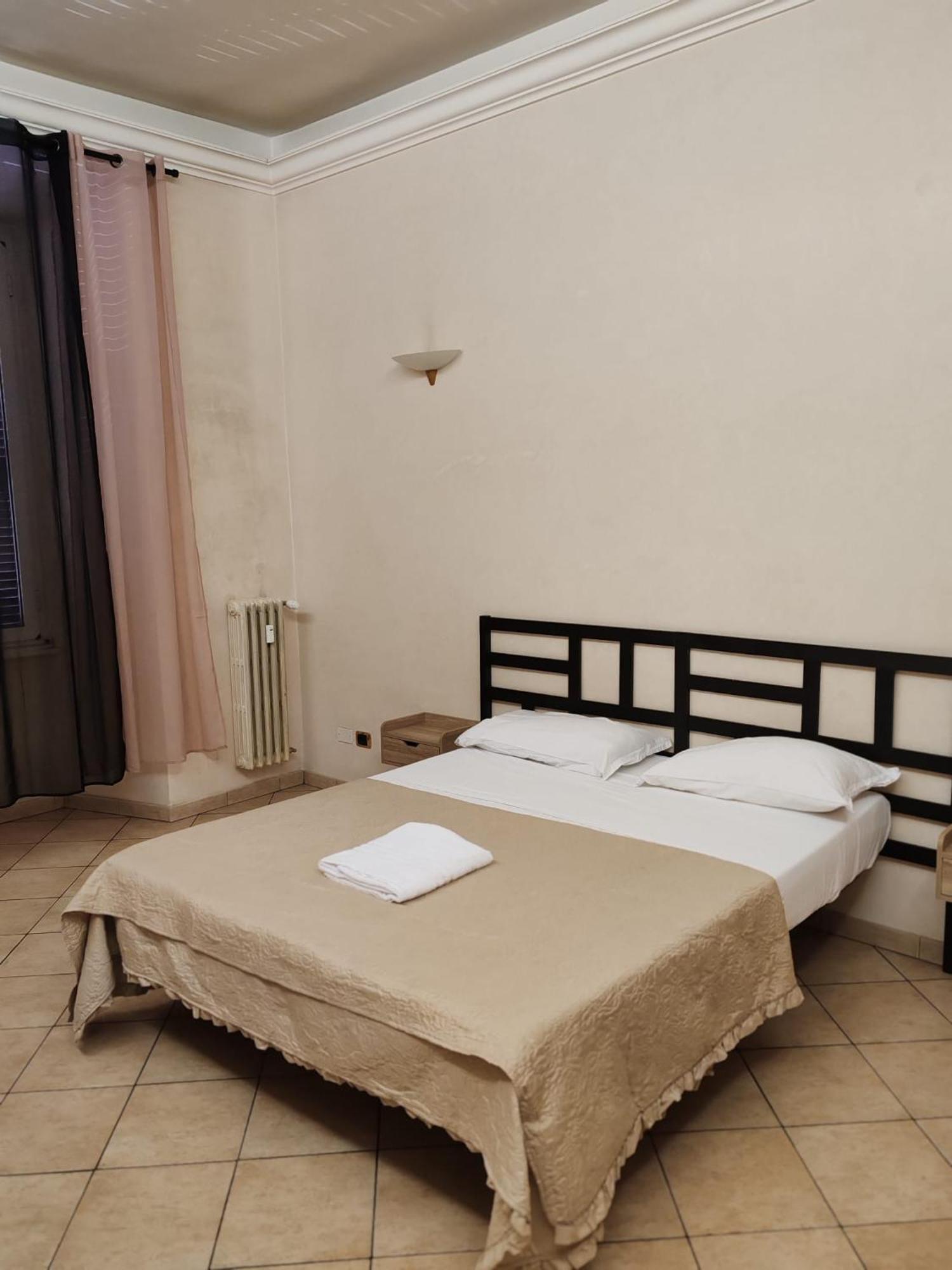 B&B Piazza Ragusa Rom Exteriör bild