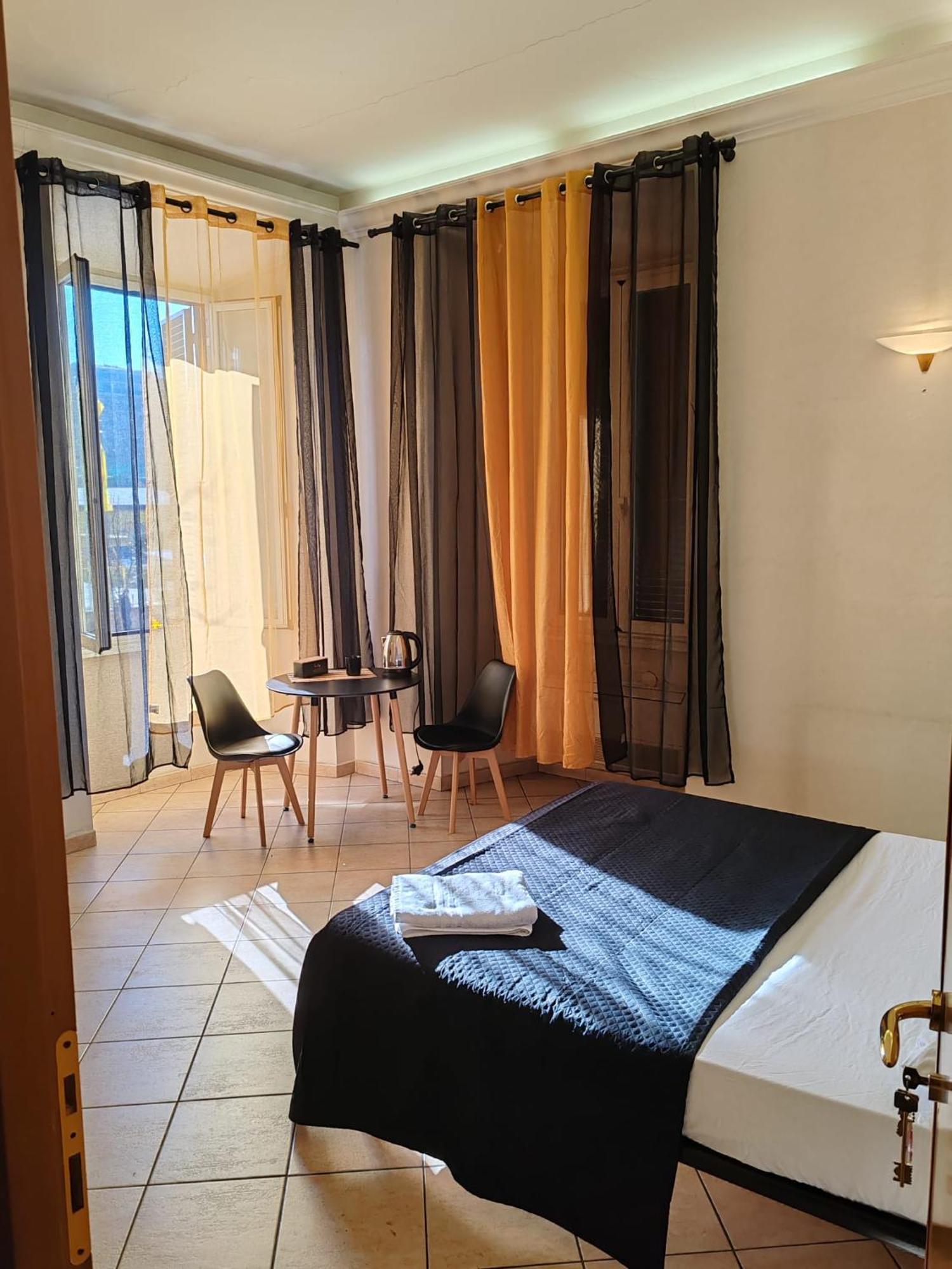 B&B Piazza Ragusa Rom Exteriör bild